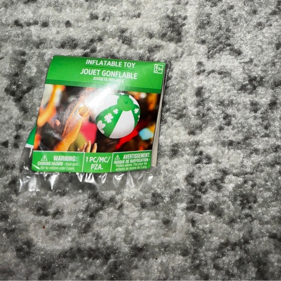 St. Patrick’s Day Accessories Bundle Green Hair Nail Jewels Tattoos Beach Ball - Picture 3 of 5